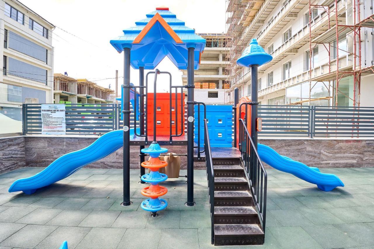 Blue Wave Studio In Nord10 - Pool N Playground 마마이아 외부 사진